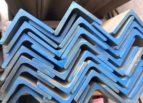 Linea di produzione di acciaio angolare del prodotto principale fabbricato per strutture edilizie e strutture ingegneristiche