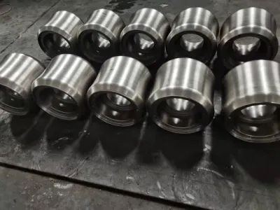 Rulli e anelli in carburo di tungsteno per laminatoi per acciaio