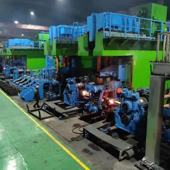 Produzione e fornitura di attrezzature per laminatoi metallurgici per impianti di laminazione a caldo dell'acciaio