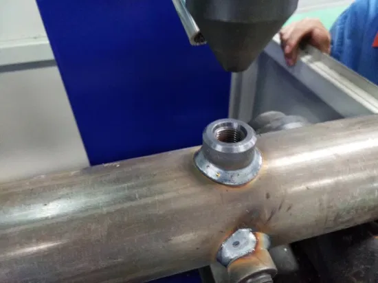 Attrezzatura per saldatura automatica ad arco MIG con ugello del cilindro idraulico del sistema CNC con prezzo competitivo